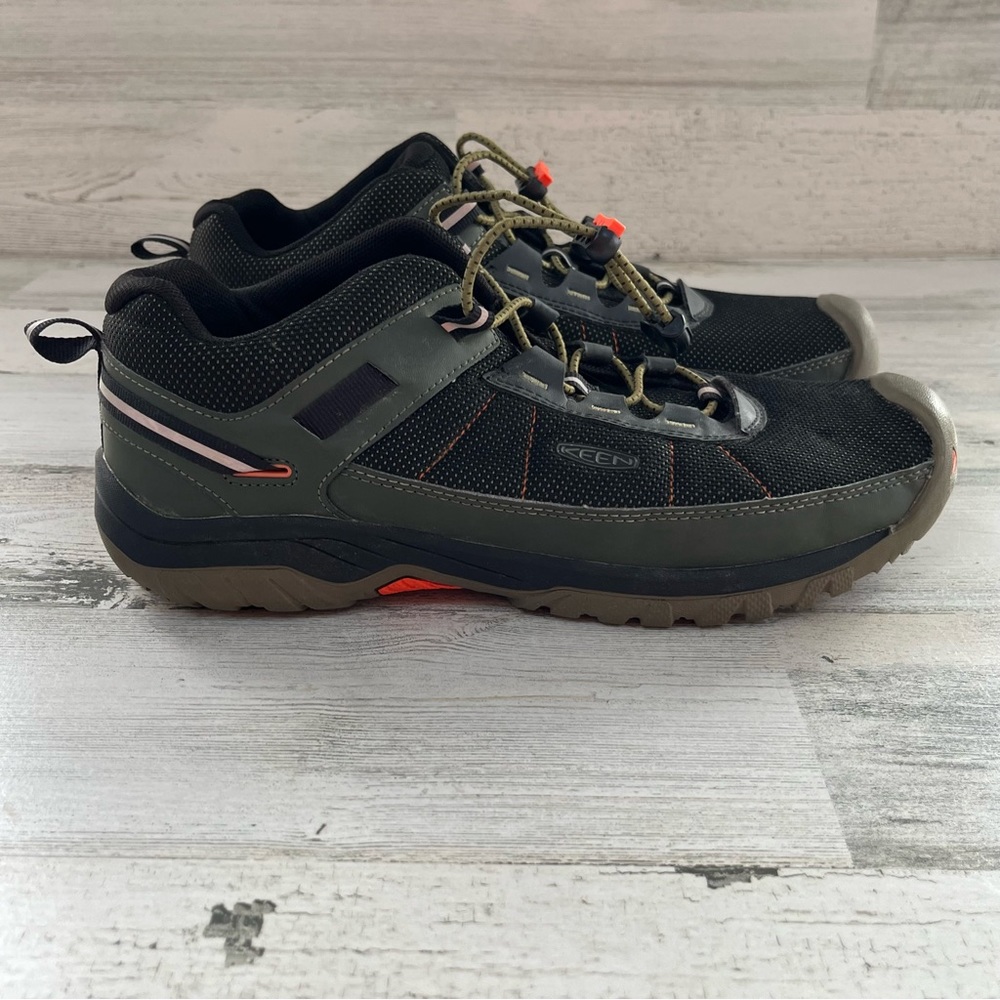 Keen Youth Targhee Vented Hiking Shoes Boys Size 7, Men’s 7 Women’s Size 9